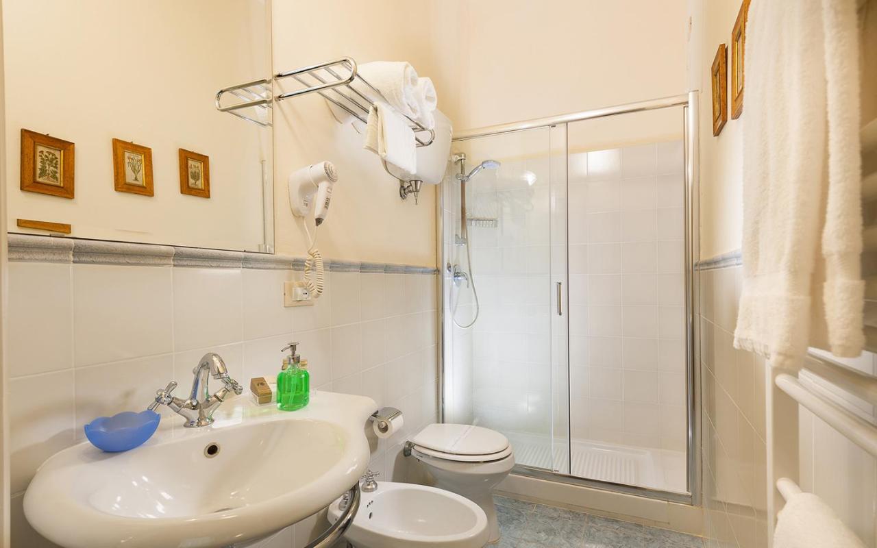 B&B Piccolo Hotel Кортона Экстерьер фото