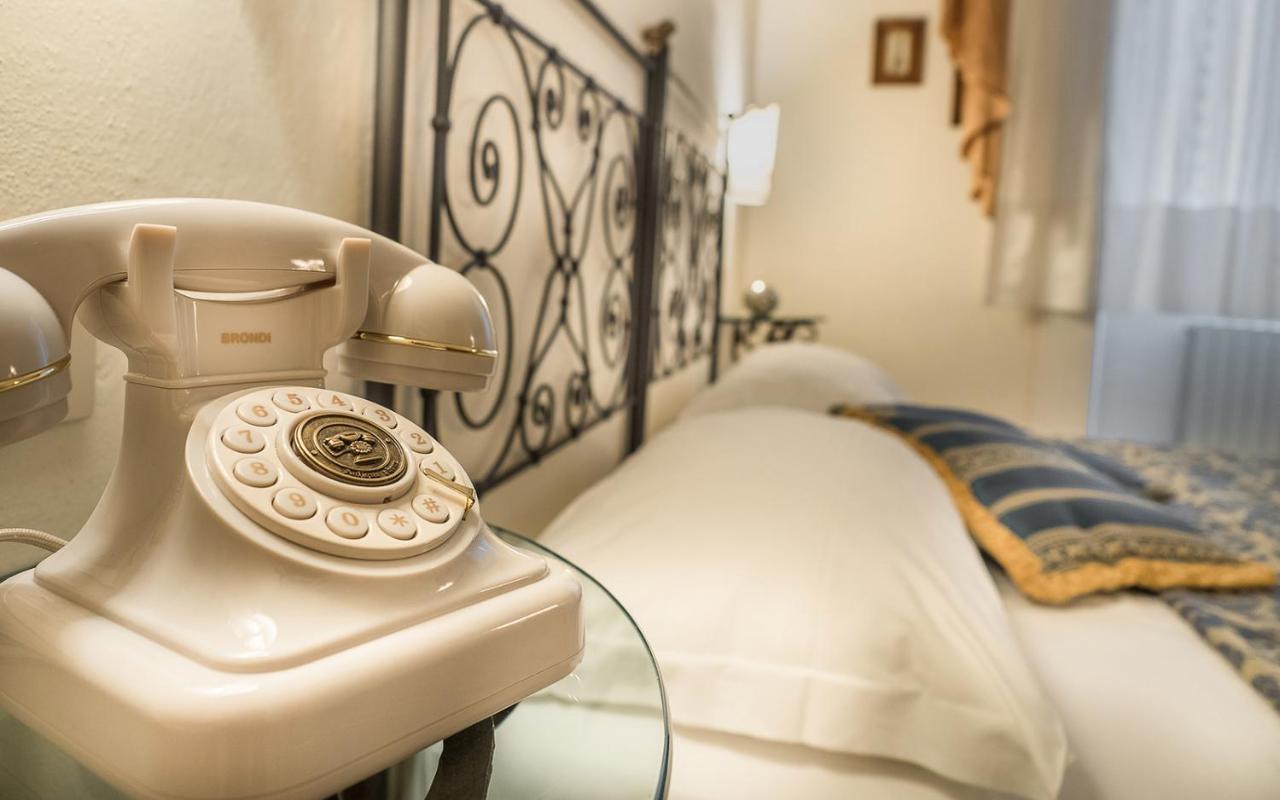 B&B Piccolo Hotel Кортона Экстерьер фото